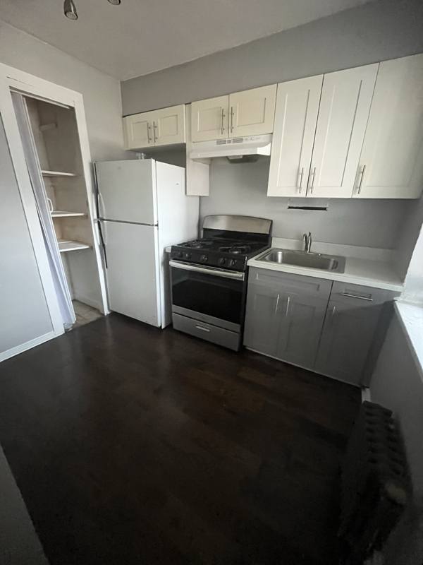Apartment for rent at 60 Crawford St #5, Newark, NJ 07102