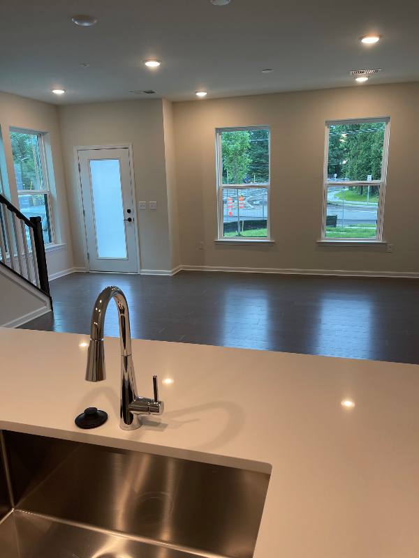 Townhouse for rent at 1108 Greenwich Dr, Princeton Junction, NJ 08550
