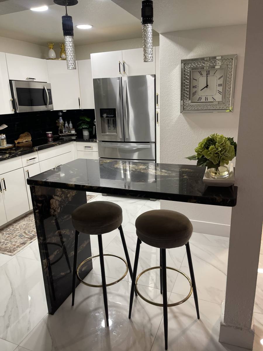 Apartment for rent at 7120 Fairway Dr, Hialeah, FL 33014