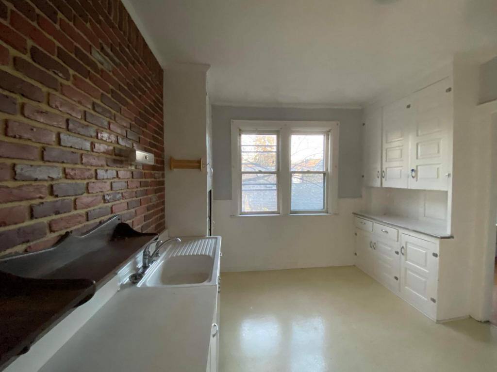 Apartment for rent at 31 Pleasant St #7, Utica, NY 13501