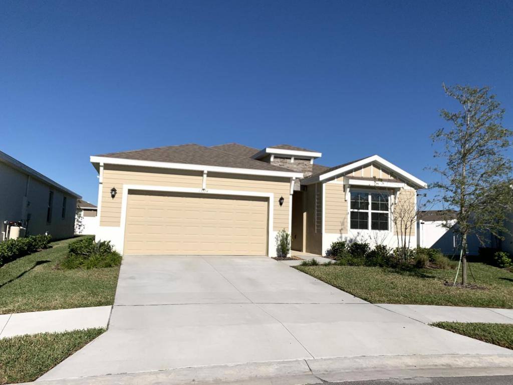 House for rent at 13374 Waterleaf Garden Circle, Riverview, FL 33579