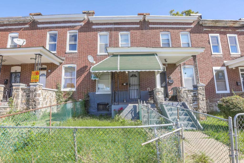 Townhouse for rent at 31 S Hilton St, Baltimore, MD 21229