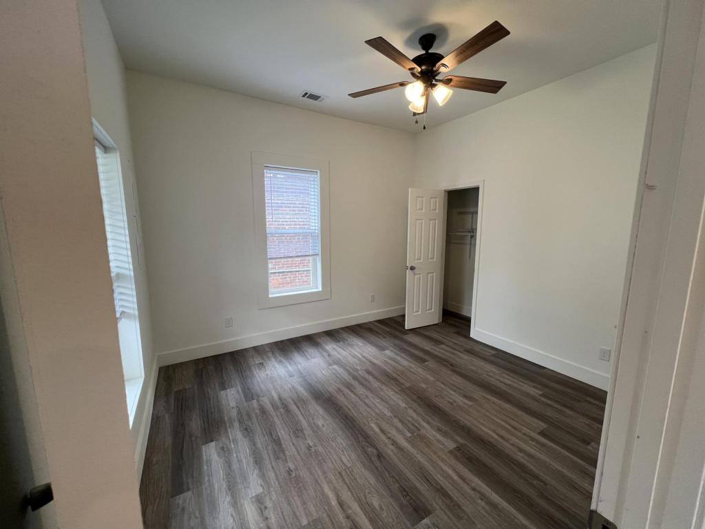 House for rent at 658 Elm Tree Lane, Lexington, KY 40508