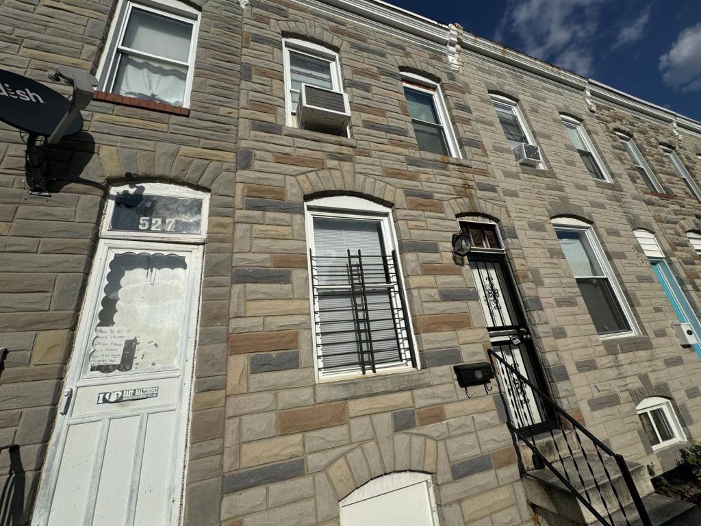 House for rent at 525 N Rose St, Baltimore, MD 21205