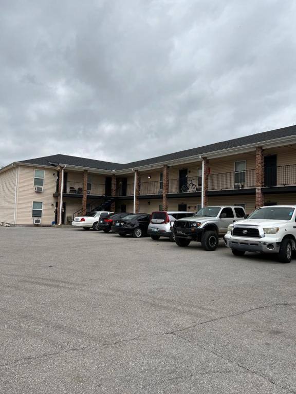 Apartment for rent at 2315 SW H Ave, Lawton, OK 73505
