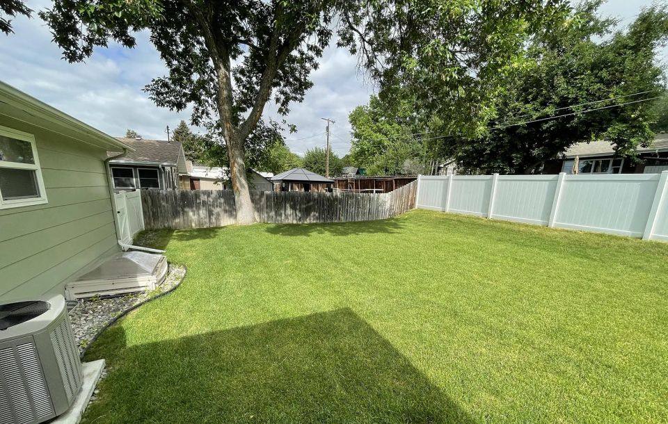 House for rent at 1419 Rimrock Rd, Billings, MT 59102