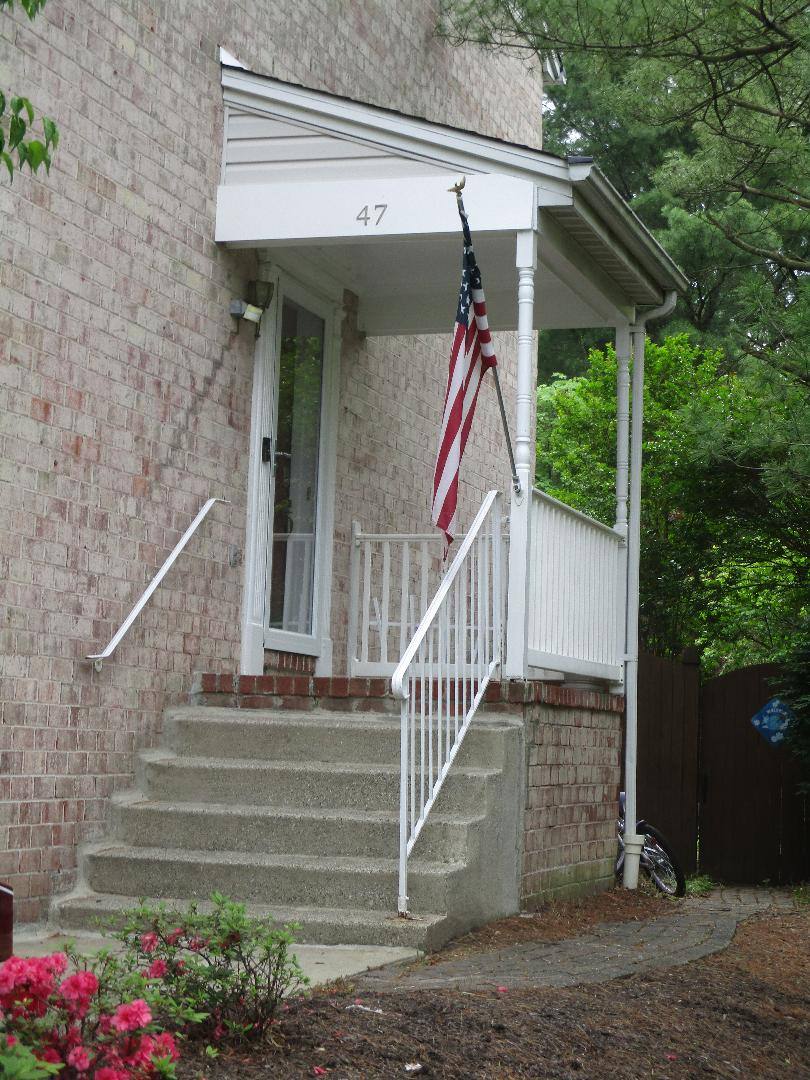 Townhouse for rent at 47 Open Gate Court #47, Nottingham, MD 21236