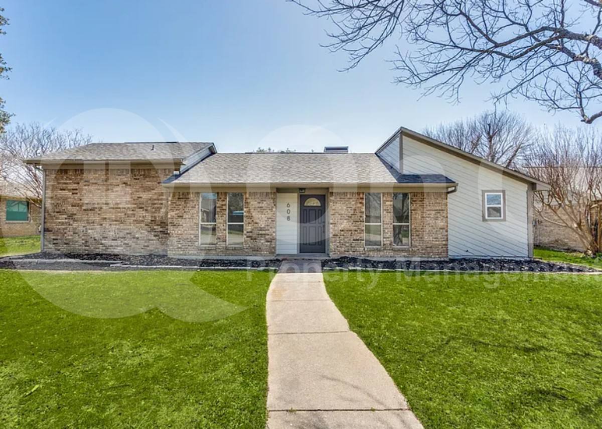 House for rent at 608 High Meadow Dr, Allen, TX 75002
