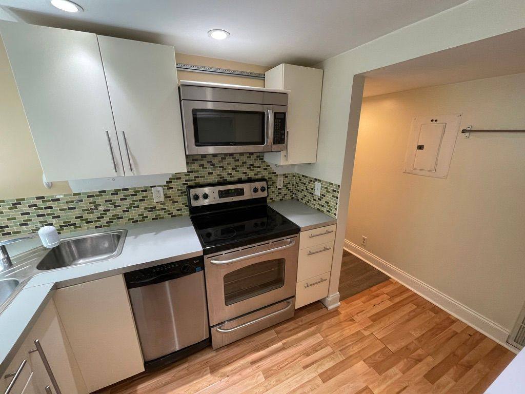 Apartment for rent at 2027 Oakview Rd SE #C, Atlanta, GA 30317
