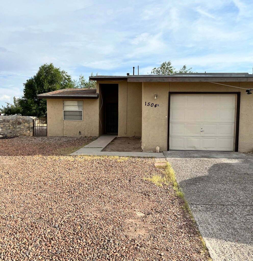 Townhouse for rent at 1504B Monte Sanders Lane, El Paso, TX 79935