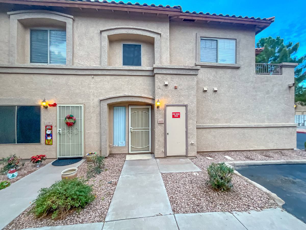 House for rent at 2831 E Southern Ave #218, Mesa, AZ 85204