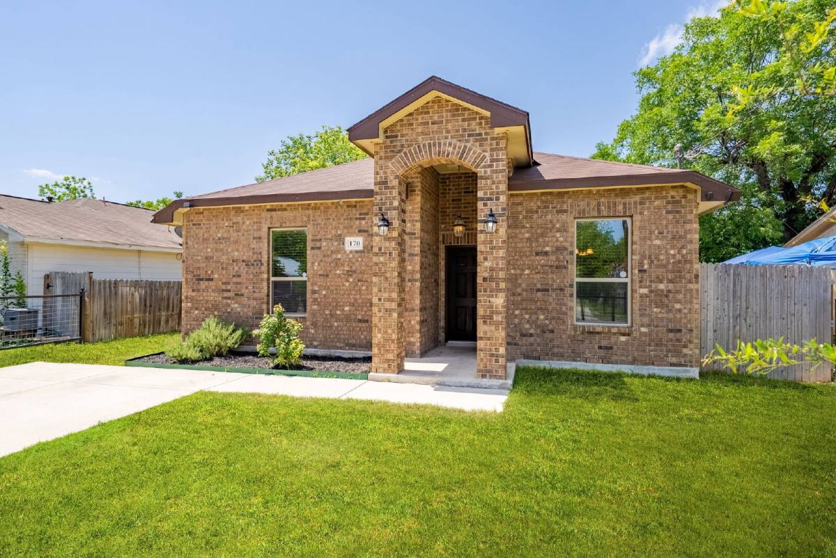 House for rent at 170 Tedder St, San Antonio, TX 78211