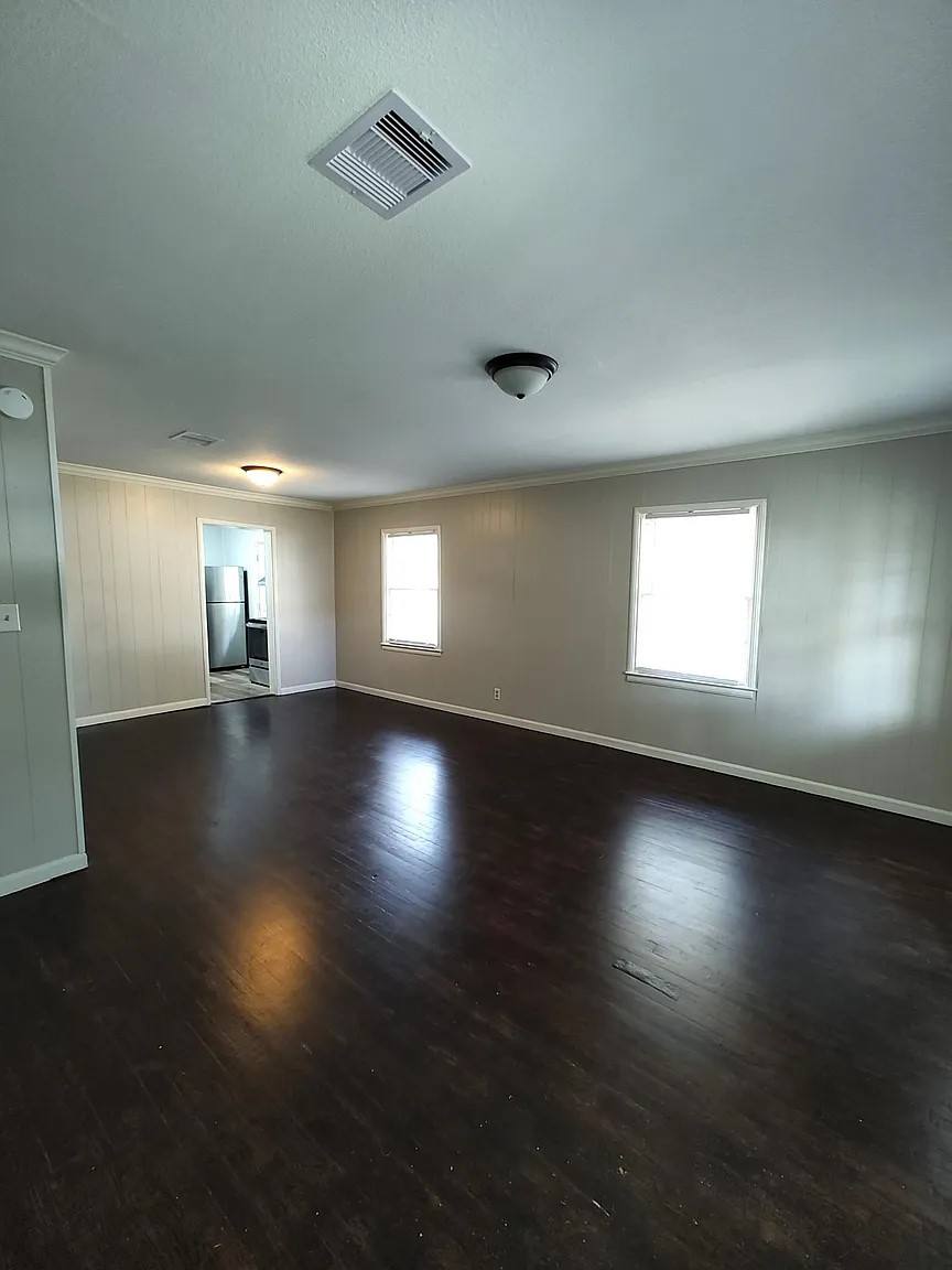 House for rent at 1002 Washington St, Port Neches, TX 77651