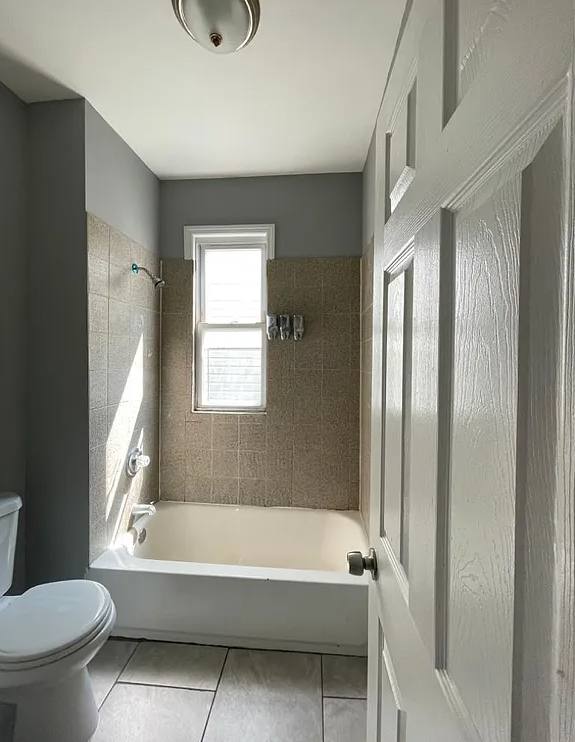 Apartment for rent at 93 Fabyan Place #3, Newark, NJ 07112