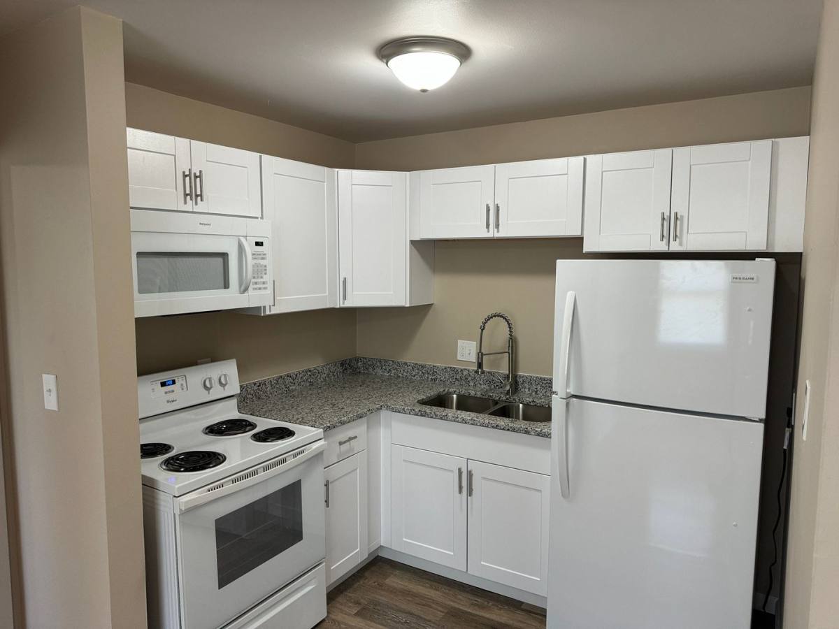 Apartment for rent at 505-515 W Third St, Springfield, OH 45504