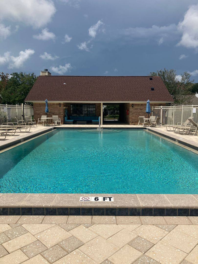 Condo for rent at 5001 Grande Dr, Pensacola, FL 32504