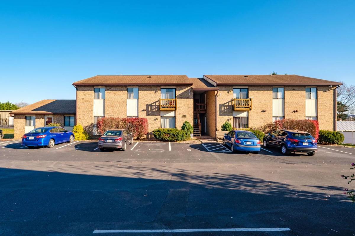Apartment for rent at 1624 Buttonwood Court #B, Harrisonburg, VA 22802