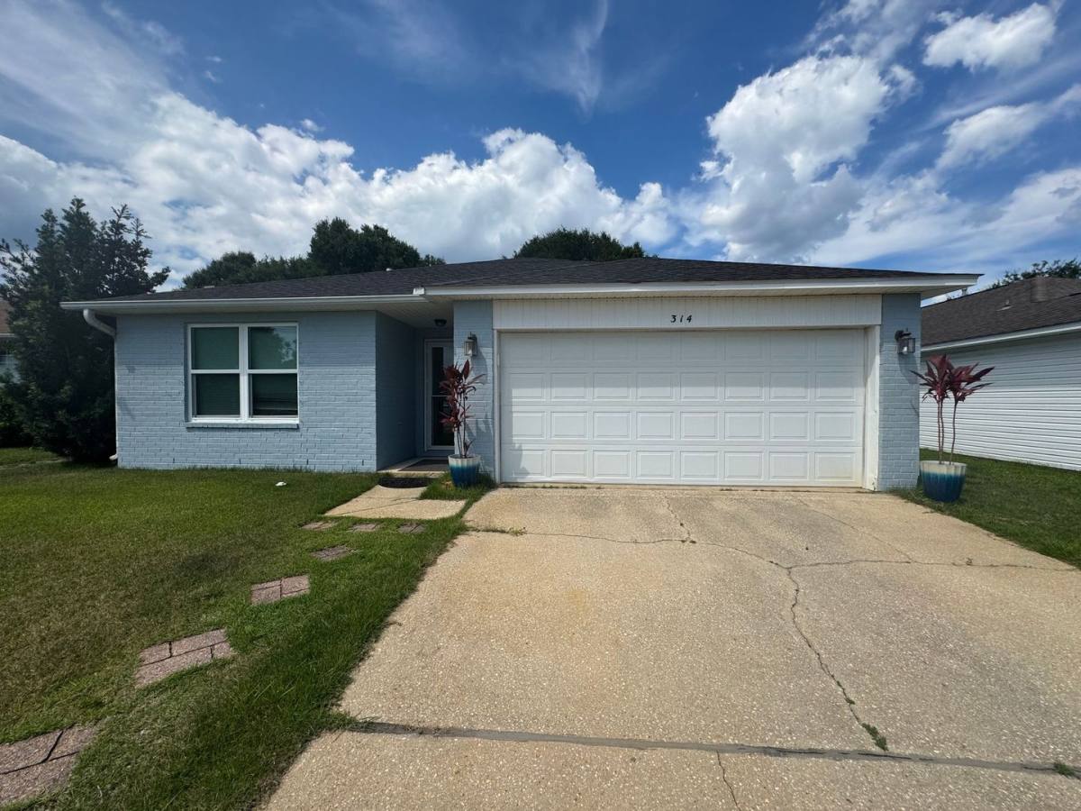 House for rent at 314 Mizzen Lane, Pensacola, FL 32507