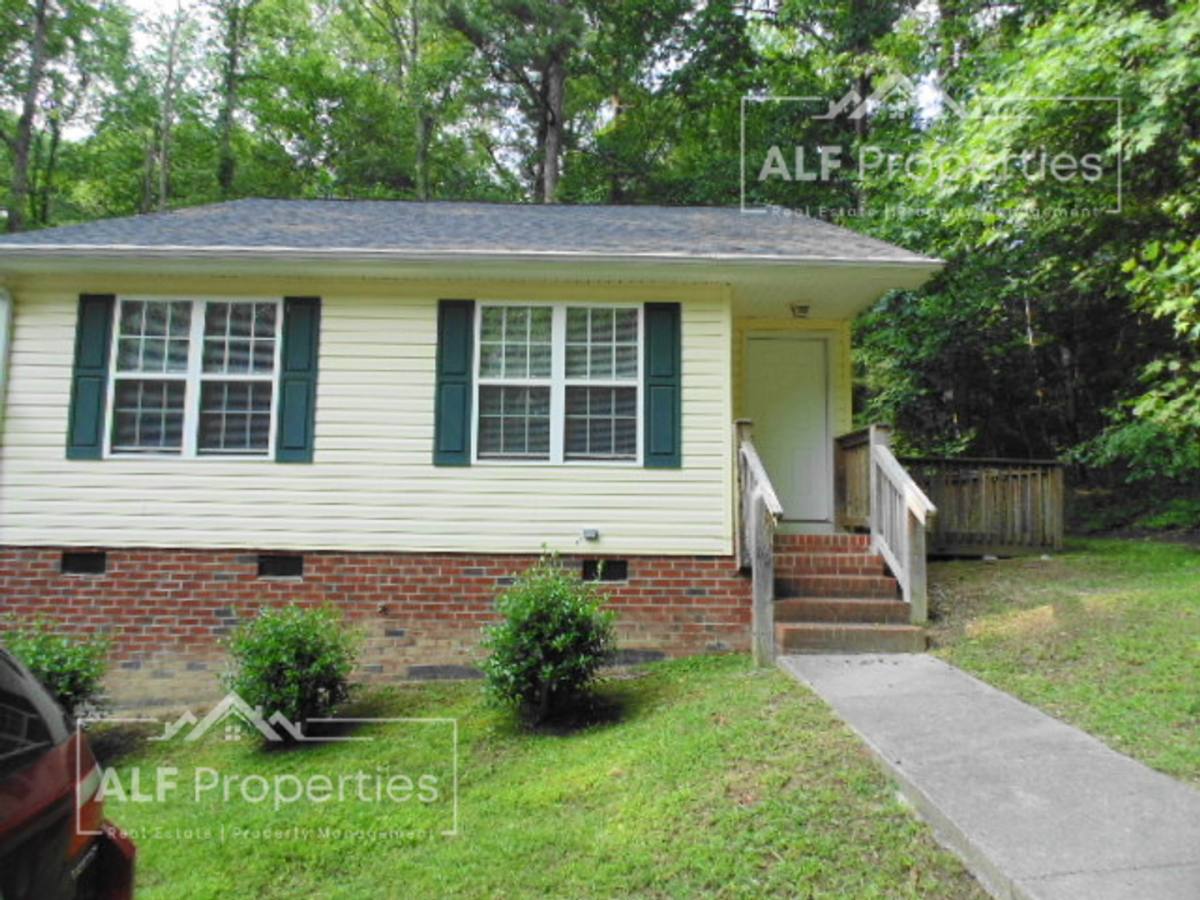 Apartment for rent at 119 N Woods, Henderson, NC 27536