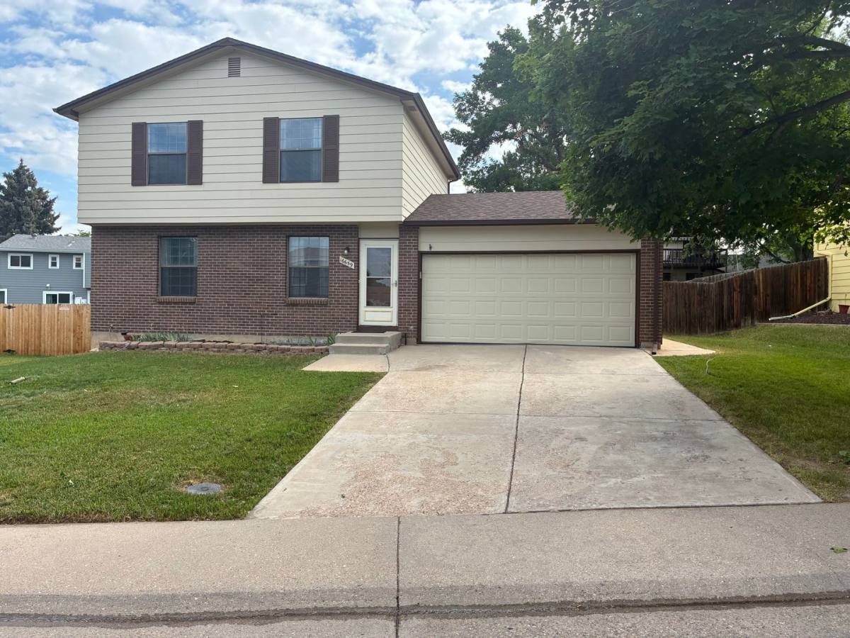 House for rent at 16659 E Tufts Ave, Aurora, CO 80015