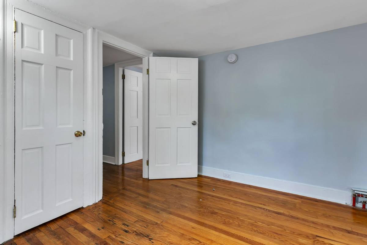 Apartment for rent at 401 Crown St, New Haven, CT 06511