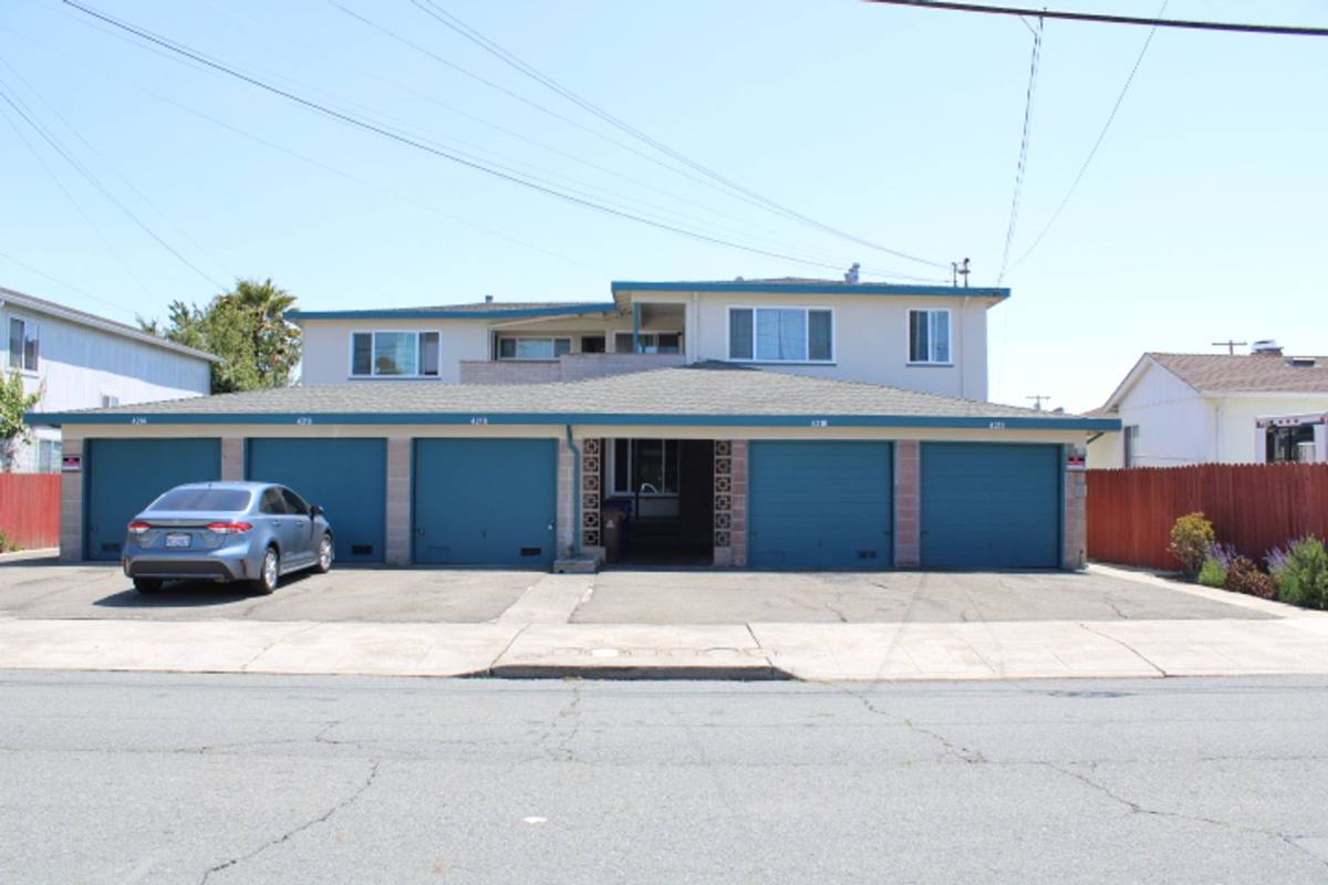 Apartment for rent at 4212 Nevin Ave, Richmond, CA 94805
