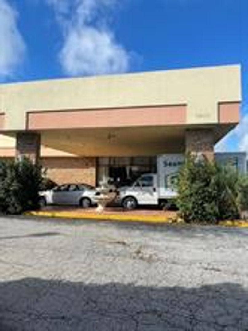 Apartment for rent at 7900 S Orange Blossom Tr, Orlando, FL 32809