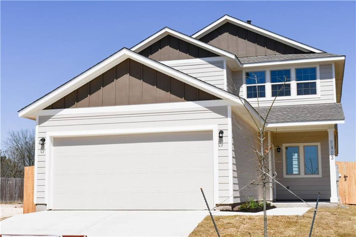 House for rent at 2923 Brand Iron Dr, San Marcos, TX 78666