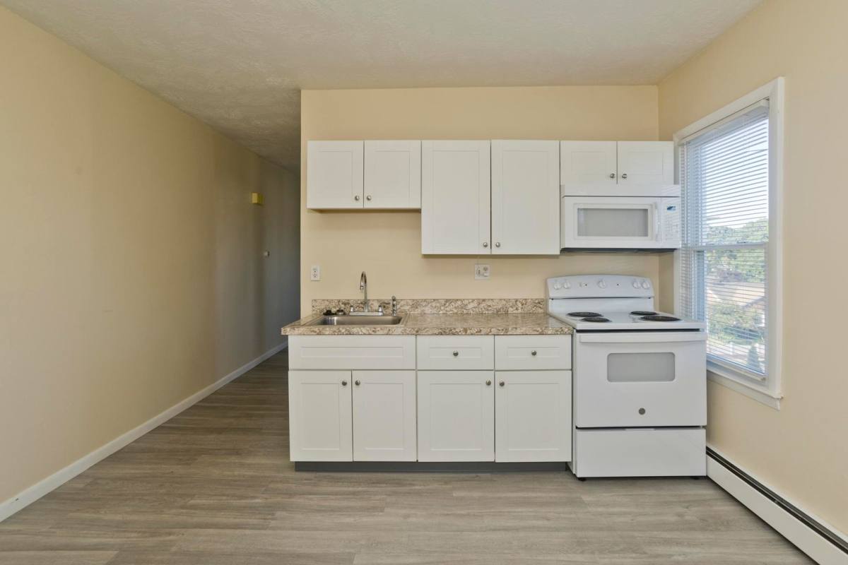 Apartment for rent at 68-70 Mary St, Chicopee, MA 01020