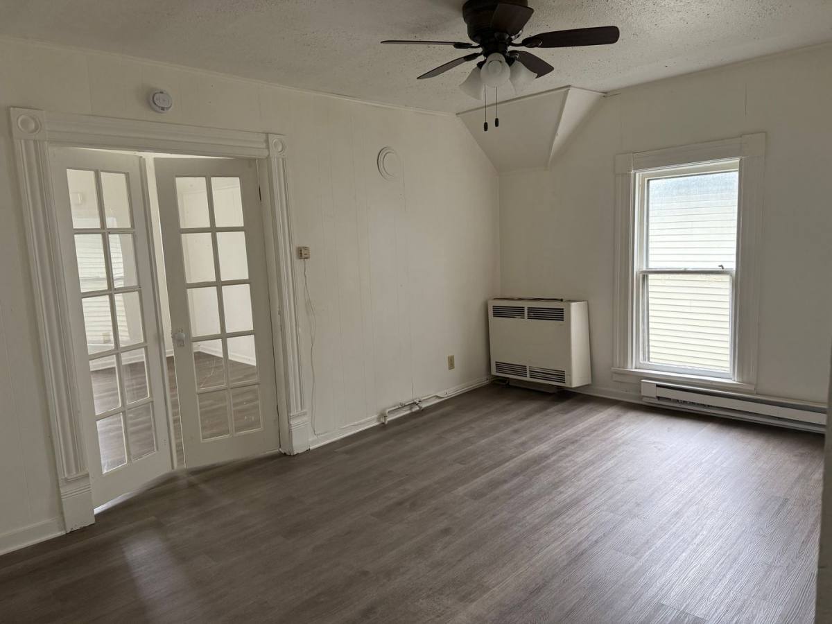 Apartment for rent at 611 Wall St, La Crosse, WI 54603