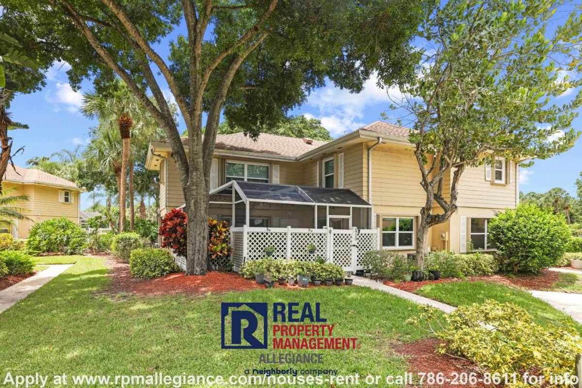 Townhouse for rent at 6703 Dryden Court, Boynton Beach, FL 33436
