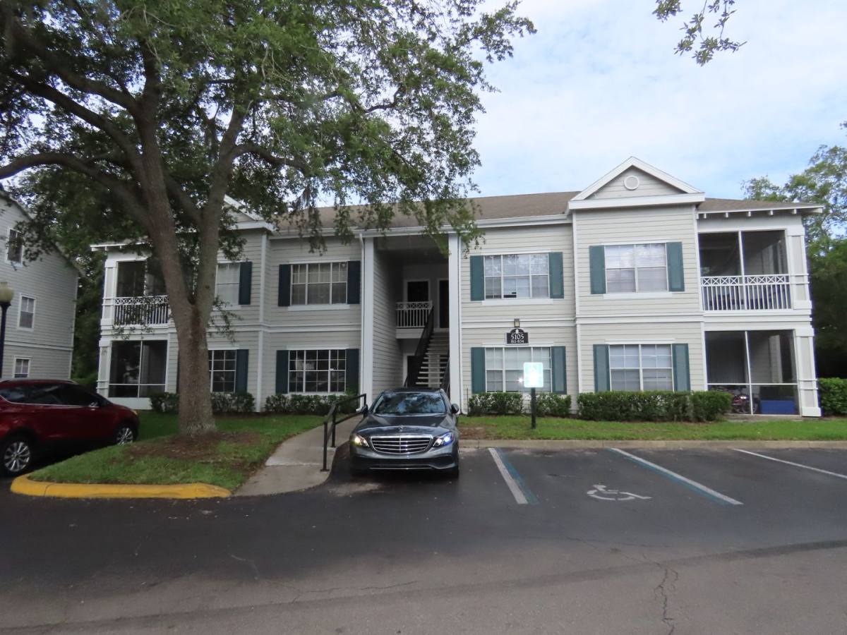 Condo for rent at 5105 City St #818, Orlando, FL 32839