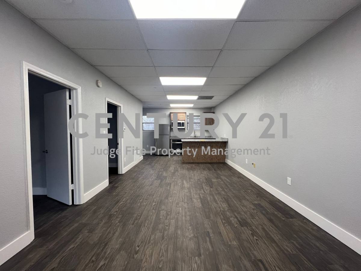 Apartment for rent at 919 S Carroll Blvd, Denton, TX 76201