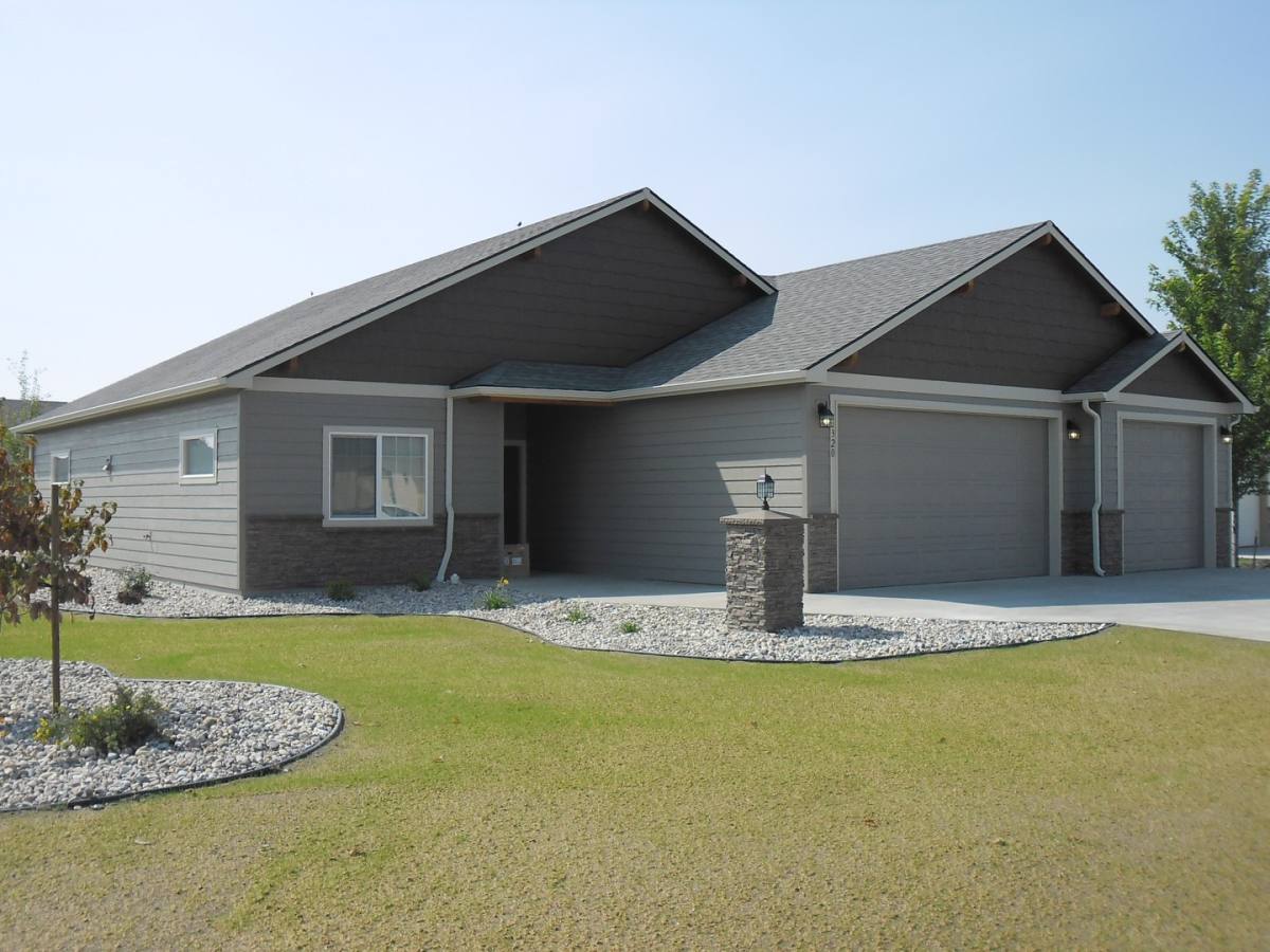 House for rent at 1320 E Chelan Court, Deer Park, WA 99006