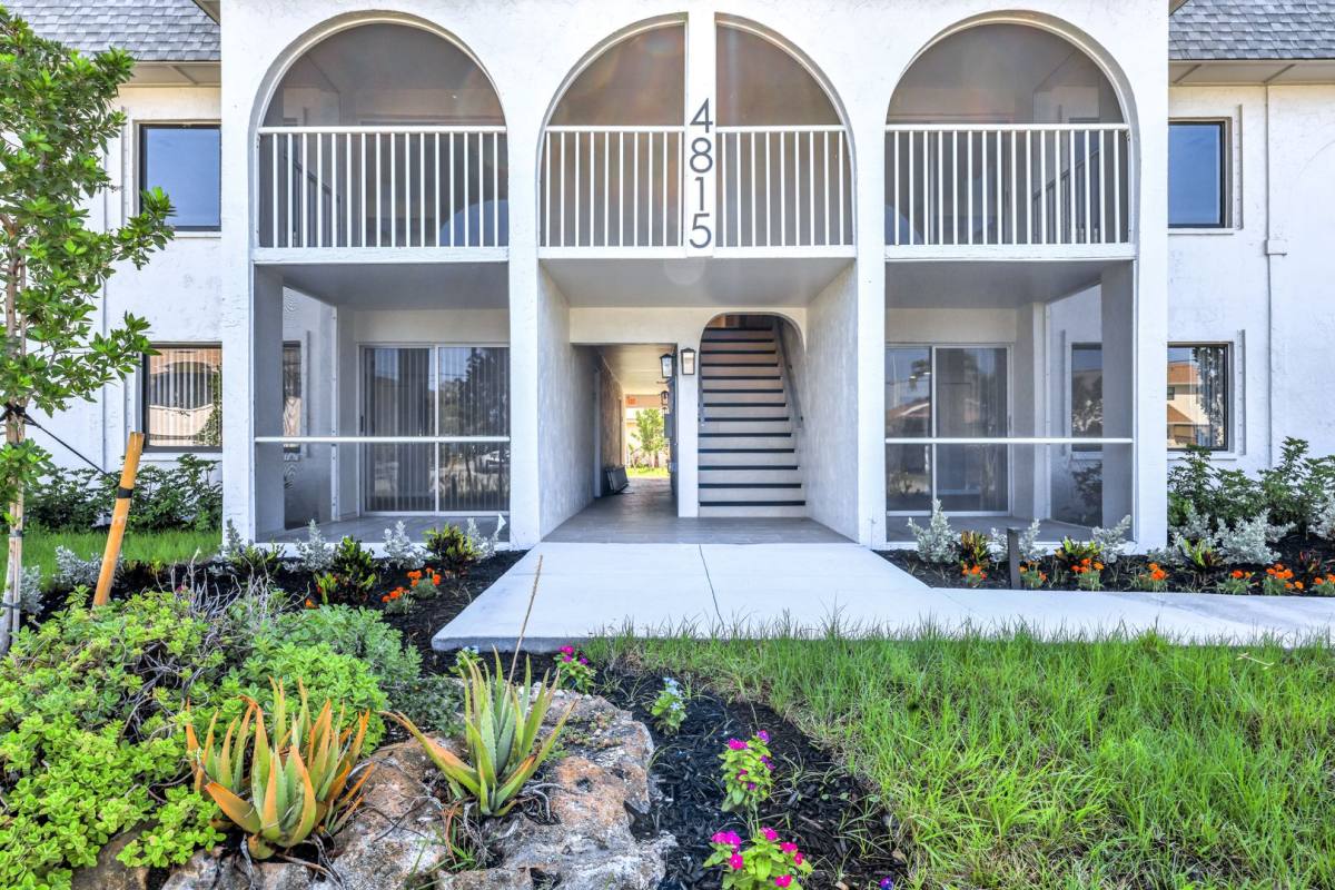 Apartment for rent at 4815 Tudor Dr, Cape Coral, FL 33904