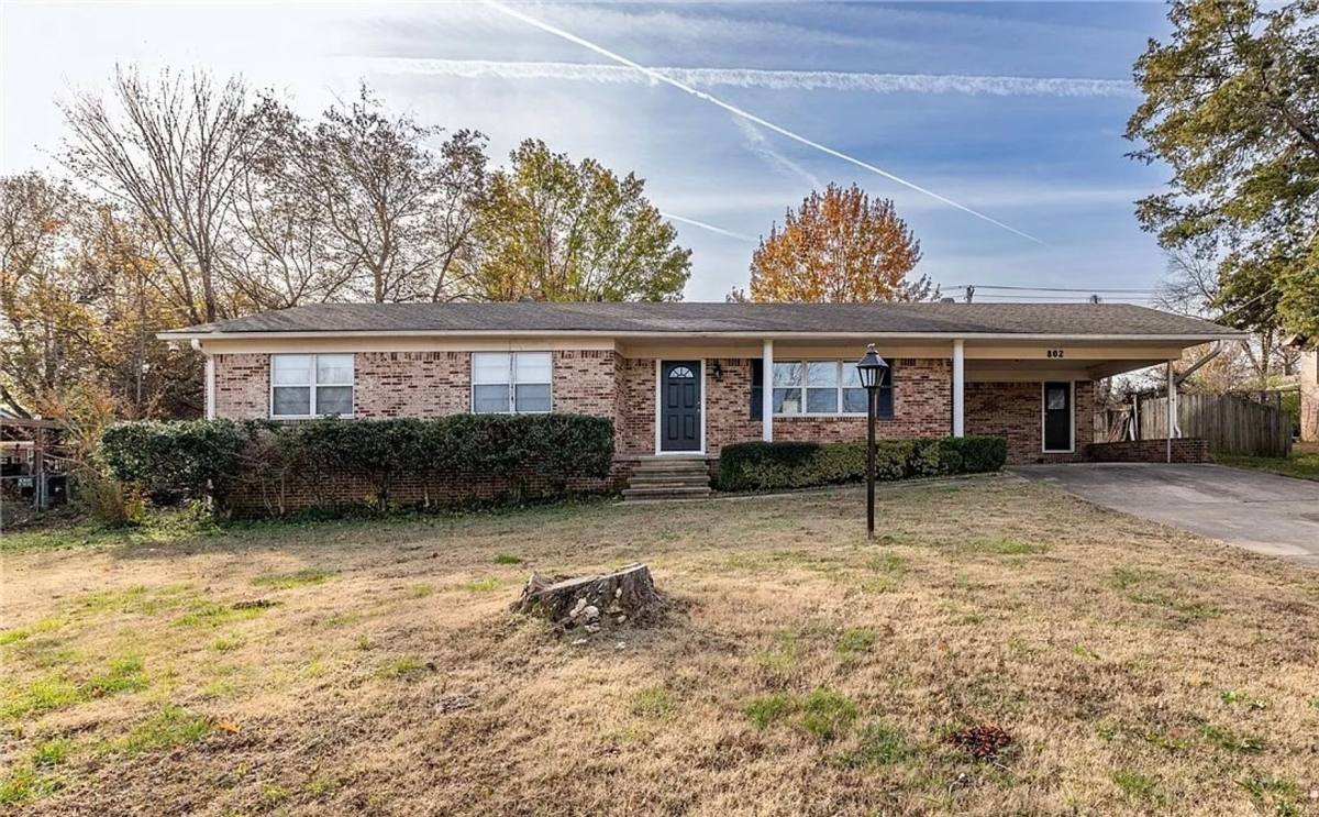House for rent at 802 Hemlock, Van Buren, AR 72956