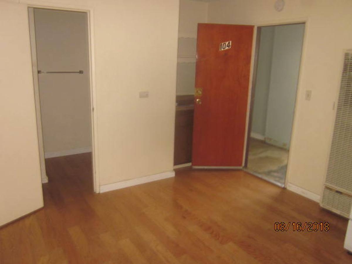Apartment for rent at 135 N B St, Lompoc, CA 93436