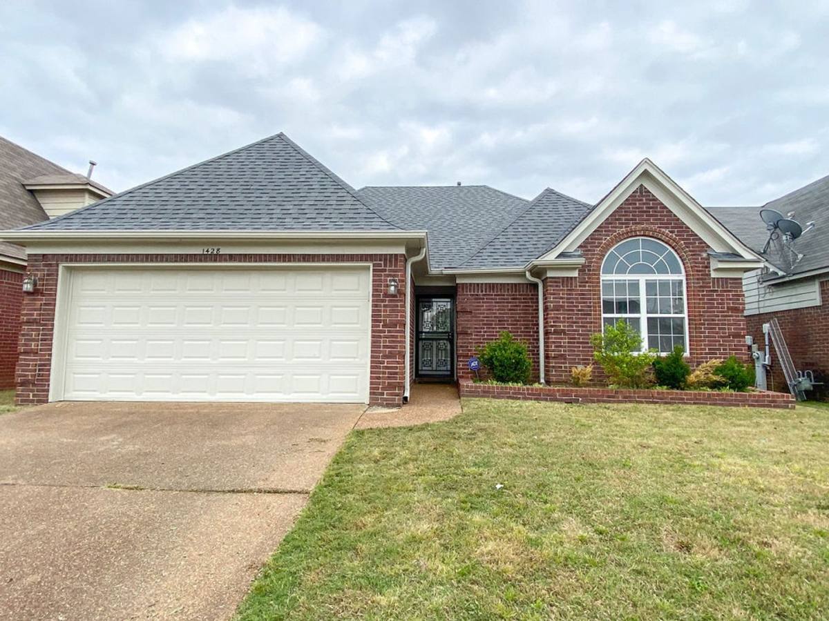 House for rent at 1428 Siskin Dr, Cordova, TN 38016