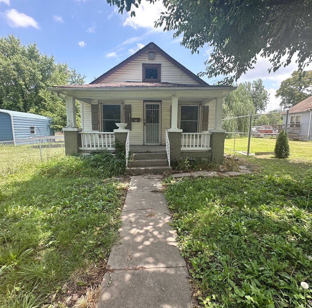 House for rent at 1186 SW Lane St, Topeka, KS 66604