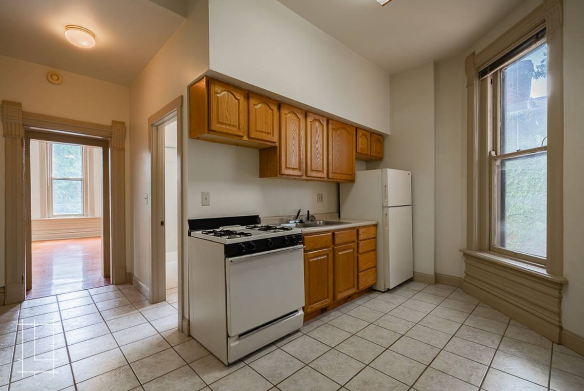 Apartment for rent at 56 W Starr Ave, Columbus, OH 43201
