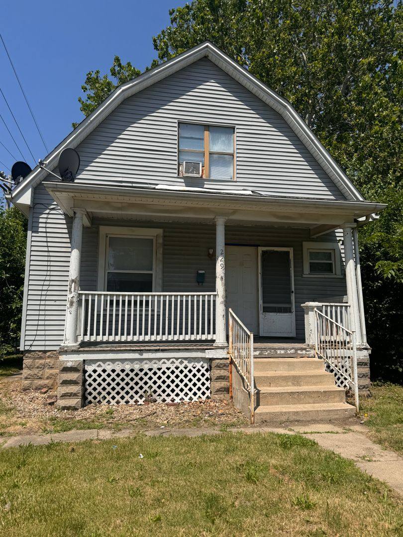 House for rent at 229 S Paul St, Springfield, IL 62703