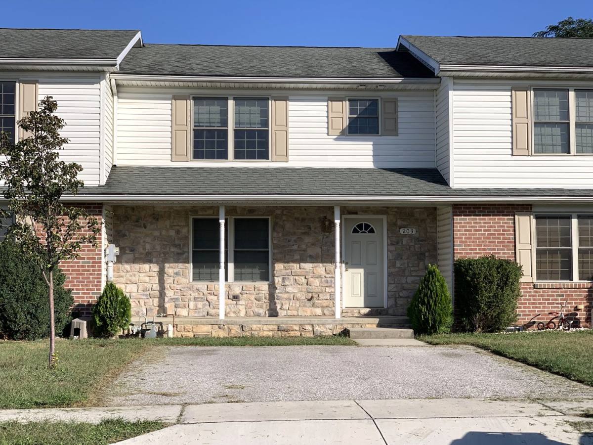 Townhouse for rent at 203 Sable Dr, Carlisle, PA 17013