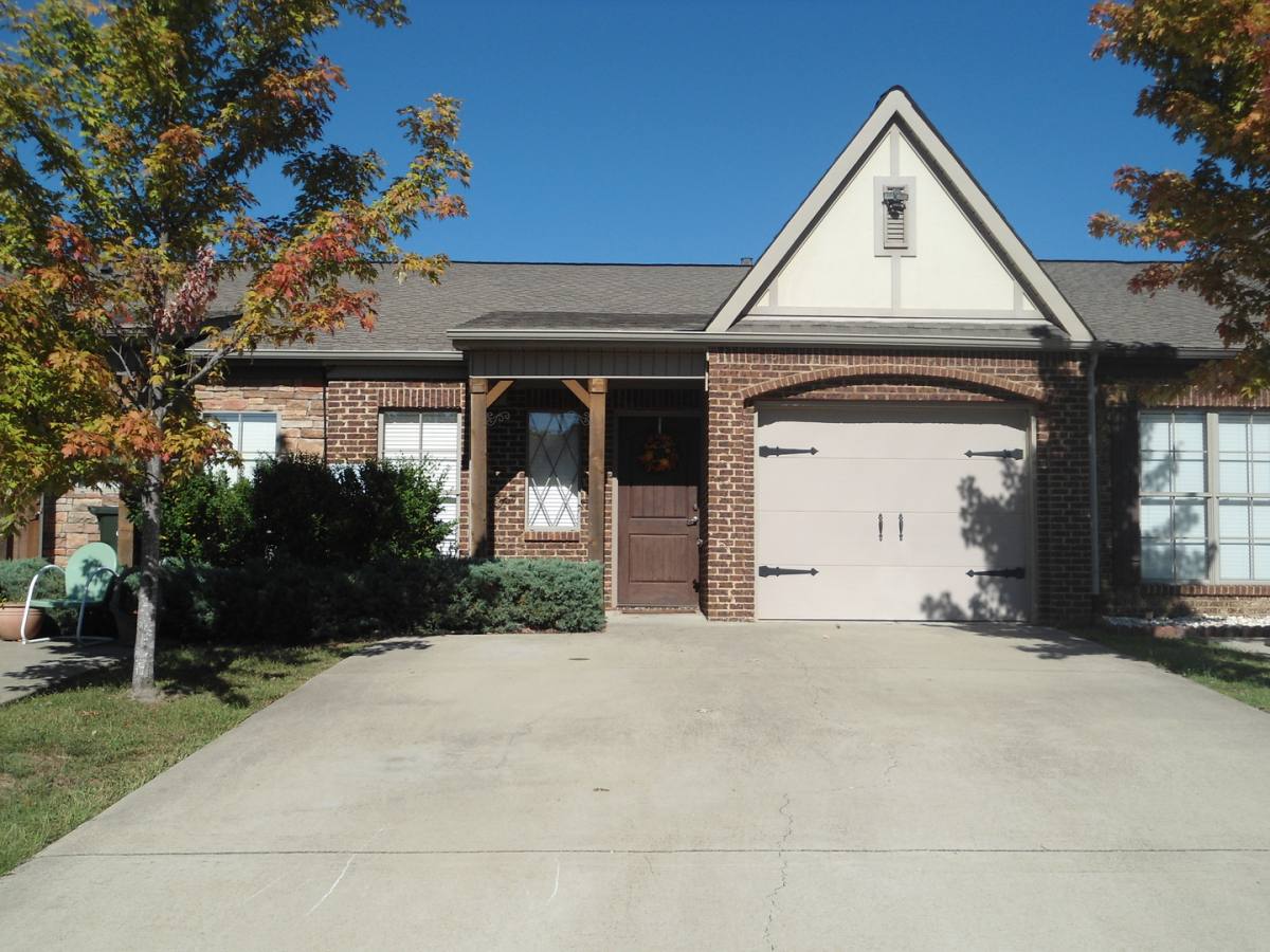 Townhouse for rent at 6143 Townley Way, McCalla, AL 35111