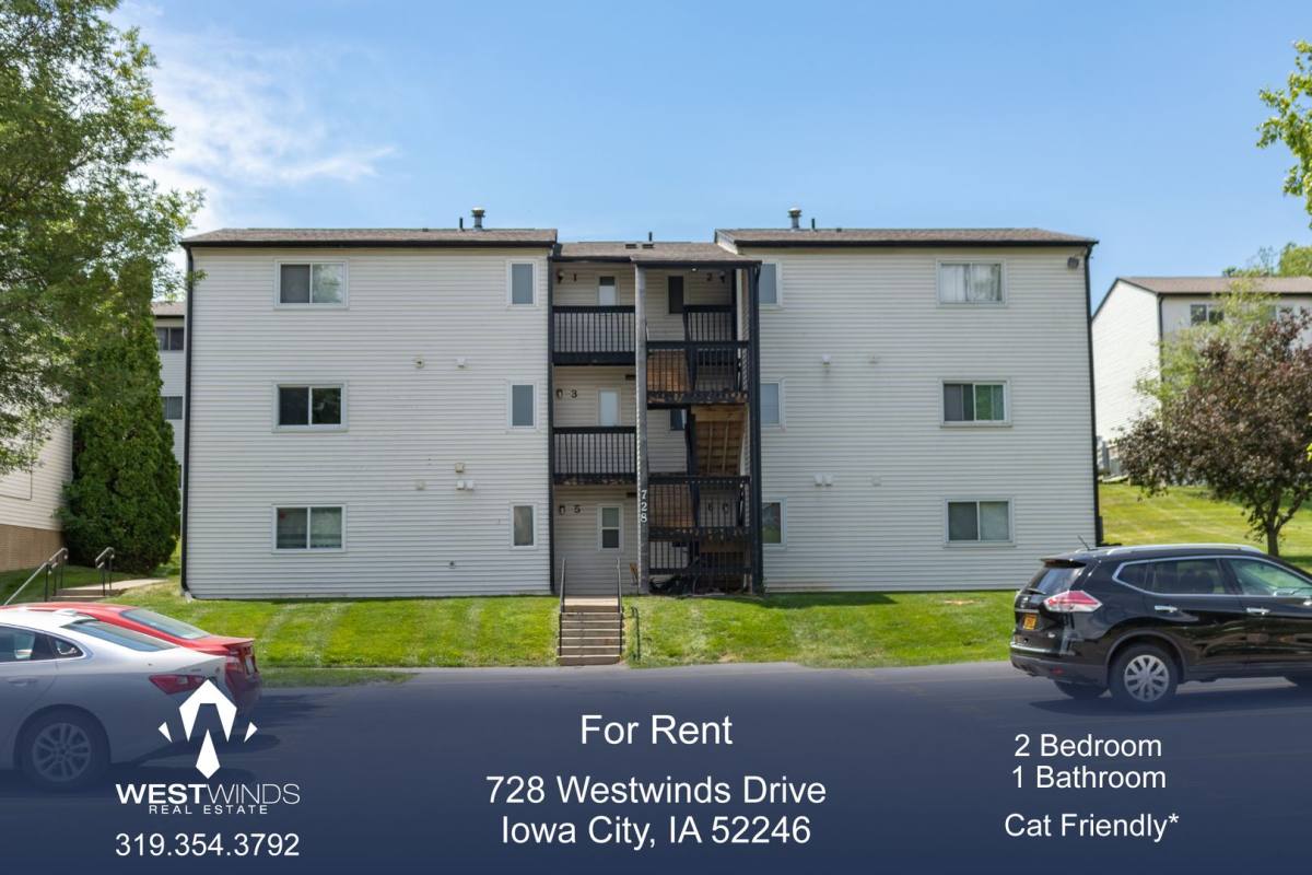 Condo for rent at 728 Westwinds Dr, Iowa City, IA 52246