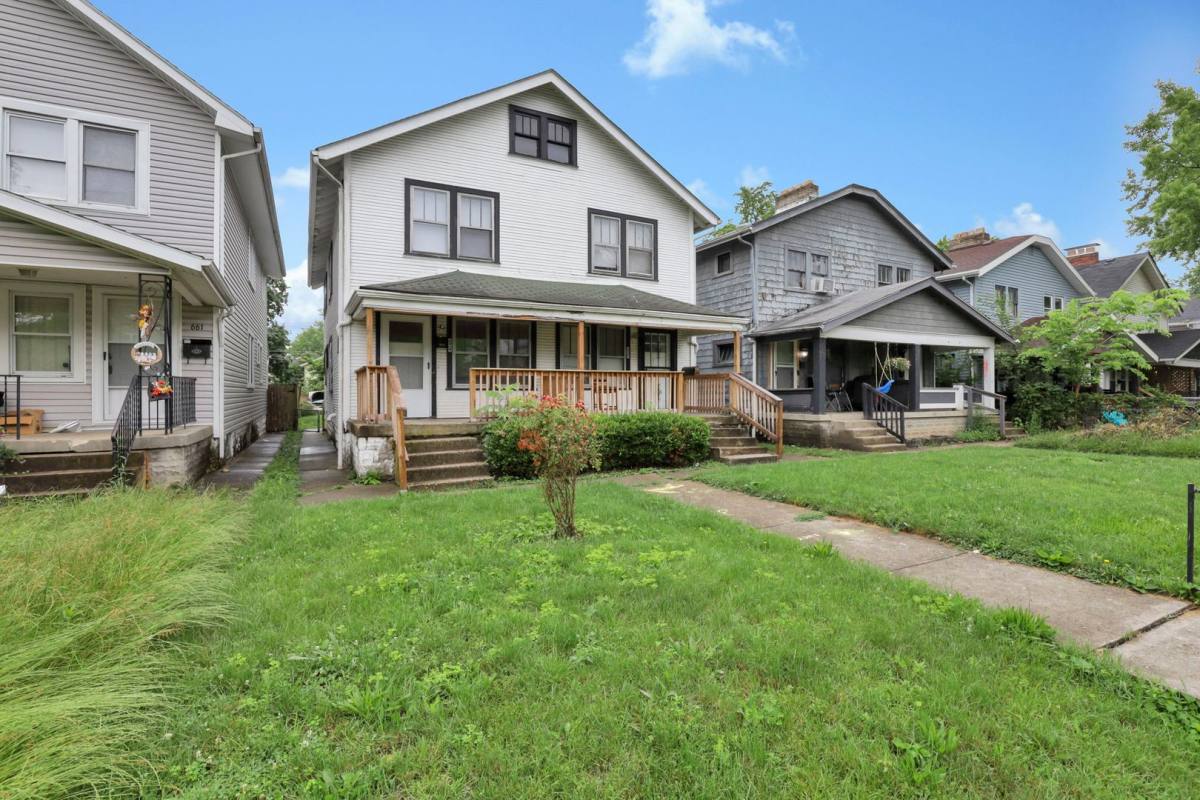 Apartment for rent at 657-659 S Burgess Ave, Columbus, OH 43204