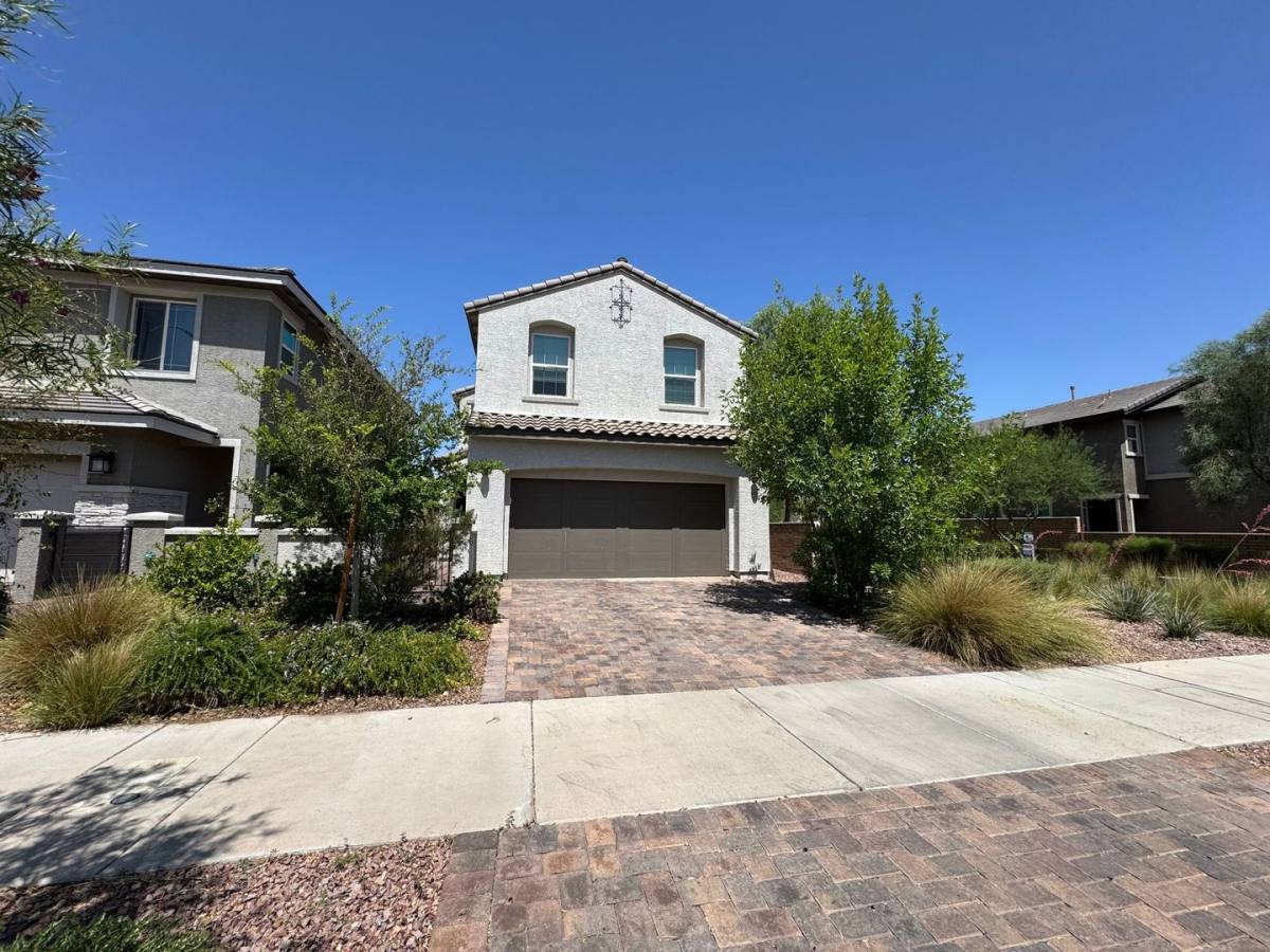 House for rent at 355 Andy Wheeler Dr, Henderson, NV 89011