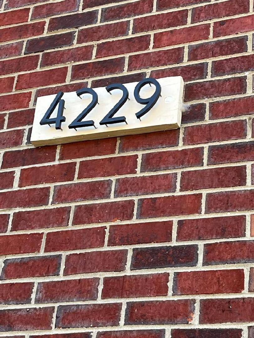 Apartment for rent at 4229 Glenn Hill Manor, Louisville, KY 40272