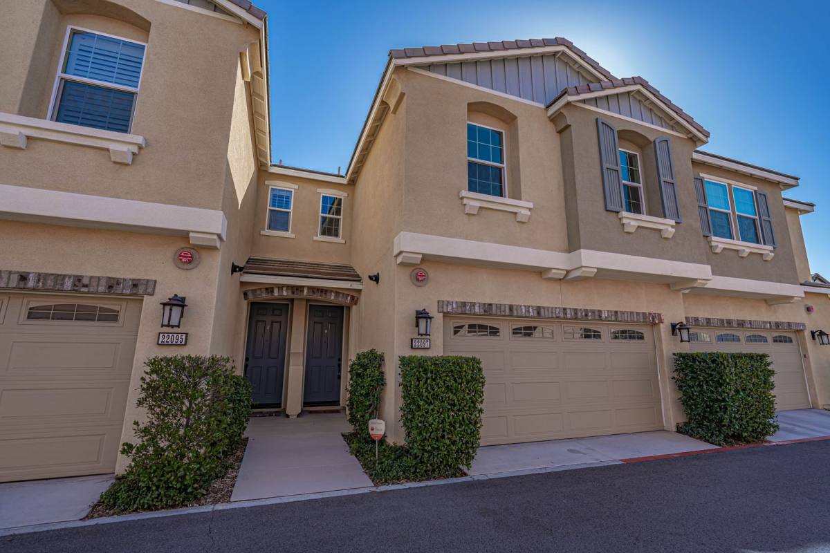 House for rent at 22097 Barrington Way, Santa Clarita, CA 91350