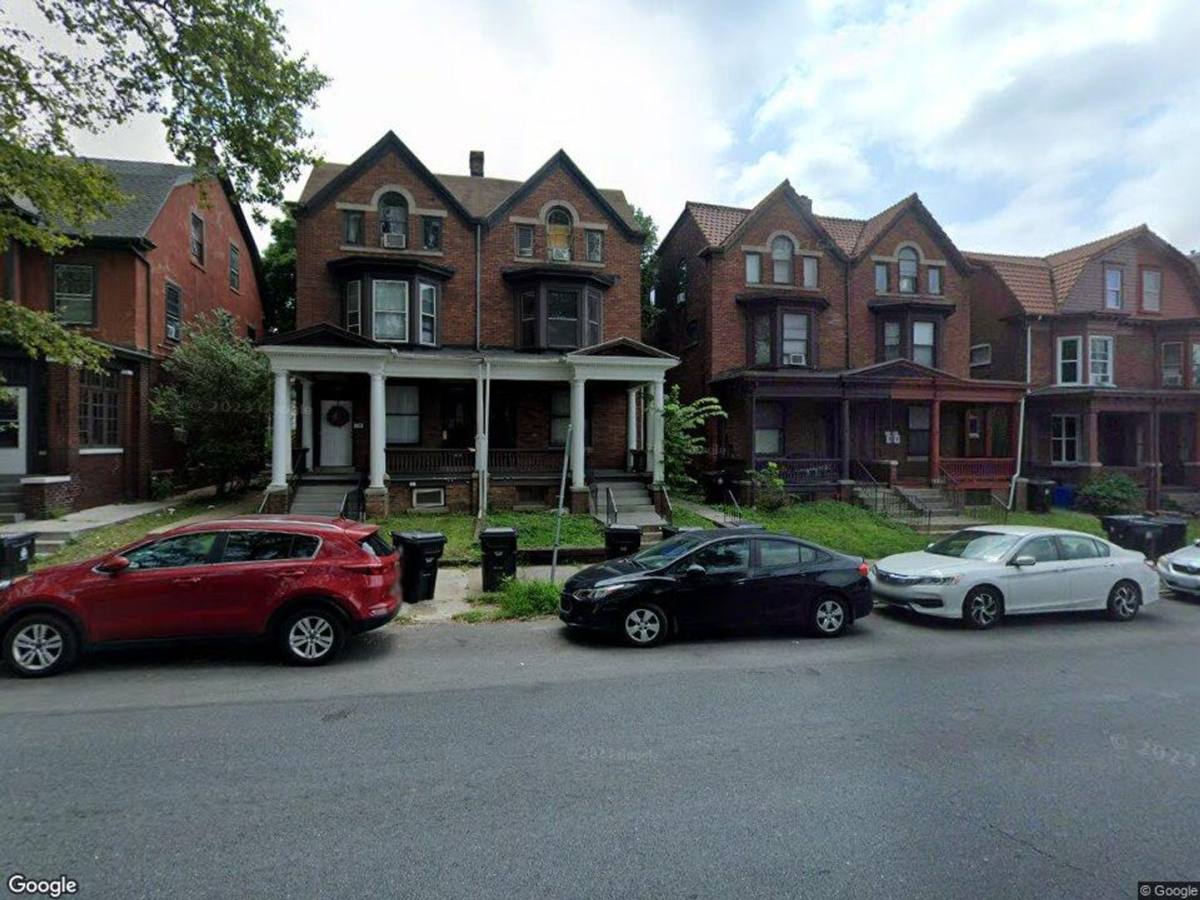 Apartment for rent at 1913 Market St, Harrisburg, PA 17103