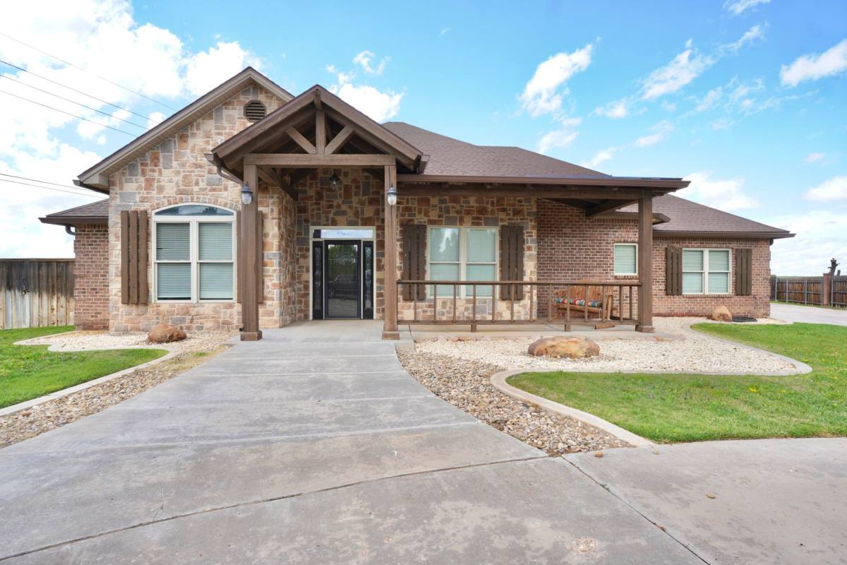 House for rent at 8606 Cr, Lubbock, TX 79407